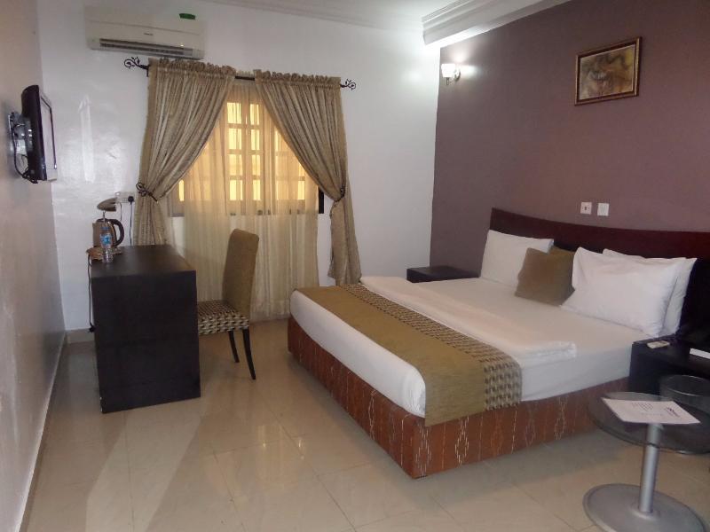 Suru Express Hotel Gra ลากอส ภายนอก รูปภาพ