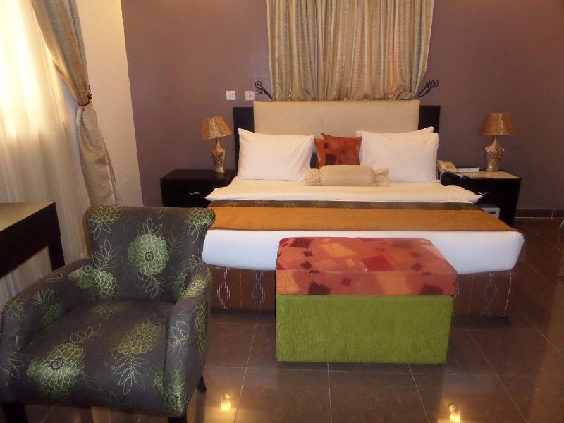 Suru Express Hotel Gra ลากอส ภายนอก รูปภาพ