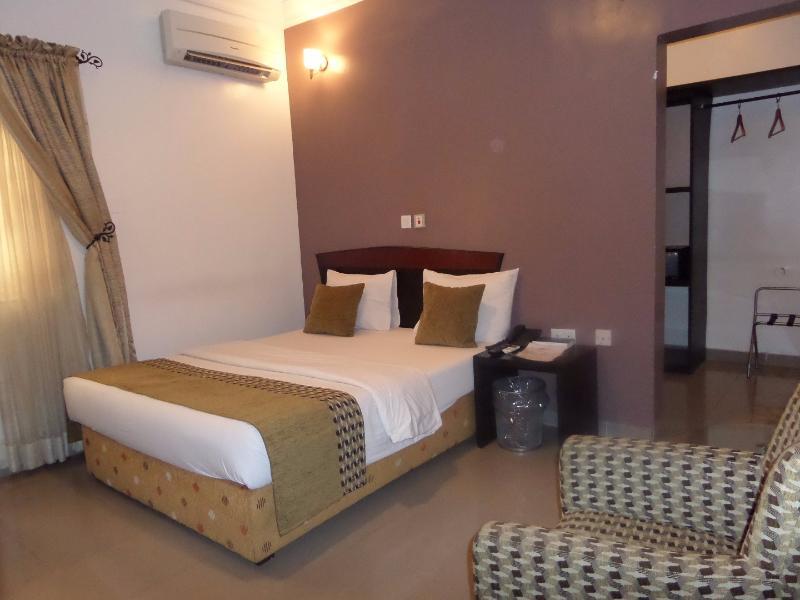 Suru Express Hotel Gra ลากอส ภายนอก รูปภาพ