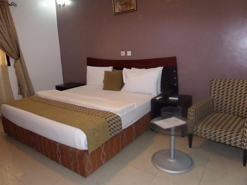 Suru Express Hotel Gra ลากอส ภายนอก รูปภาพ